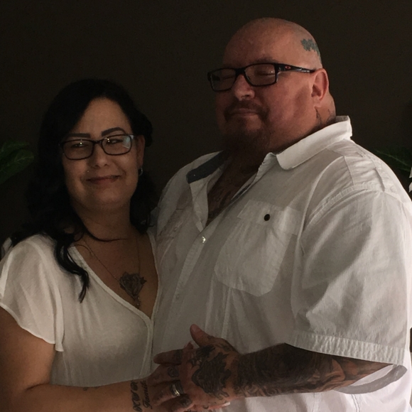 Hi fellow poshers 👋 - Picture 1 of 6